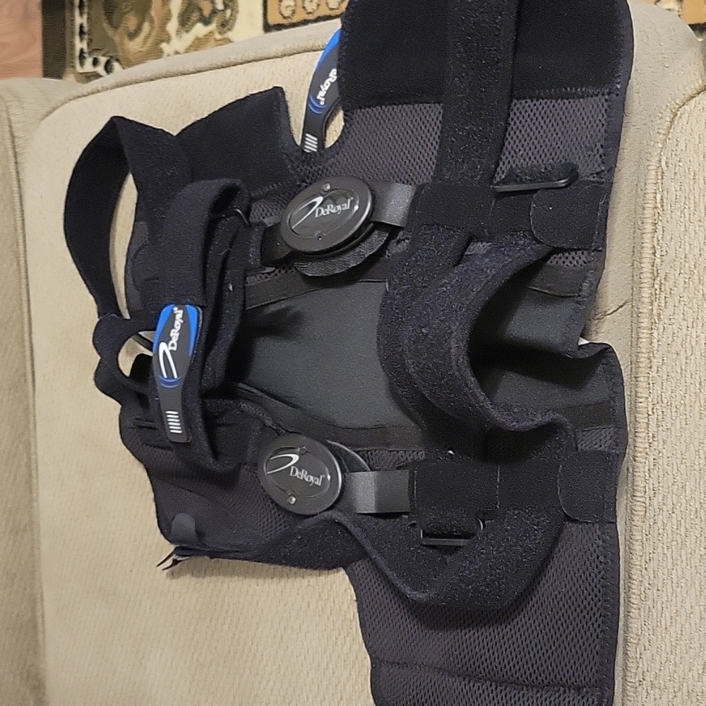 Deroyal For Knee